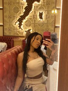 Chica busca chico en Tenerife: 