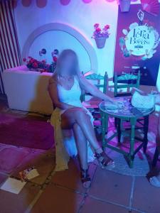 623706170: Chica busca chico en Navarra