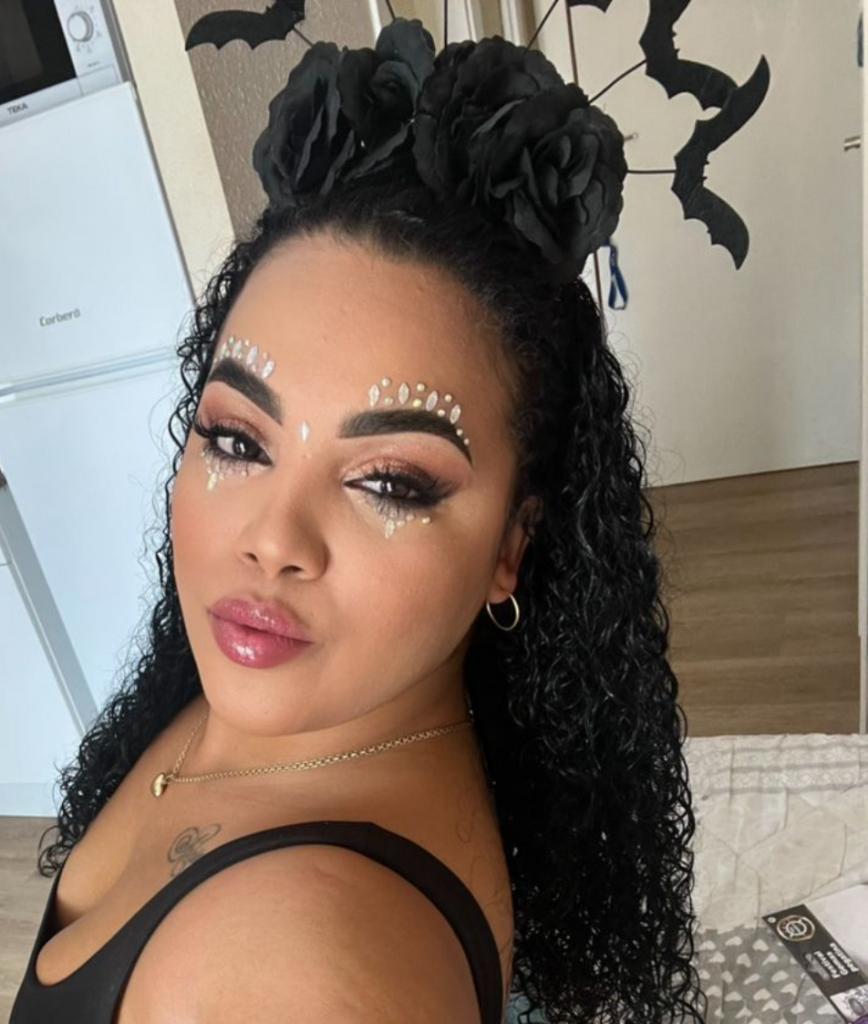 Chica busca chico en Granada: 