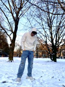 617713826: Chico busca chica en Madrid