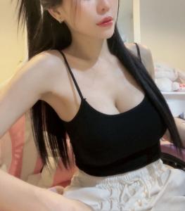 663518177: Chica busca chico en Valencia