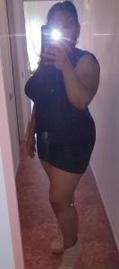 614747301: Chica busca chico en Barcelona