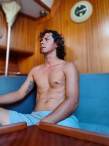 654818372: Chico busca chica en Madrid