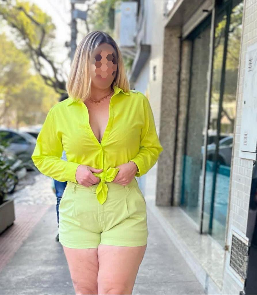 Chica busca chico en Cádiz: 