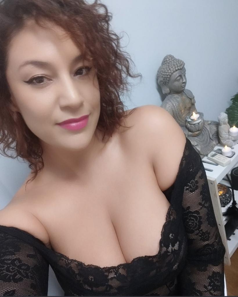 Chica busca chico en Alicante: 