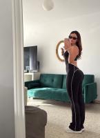 672812599: Chica busca chico en Barcelona