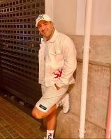 645964130: Chico busca chica en Valencia