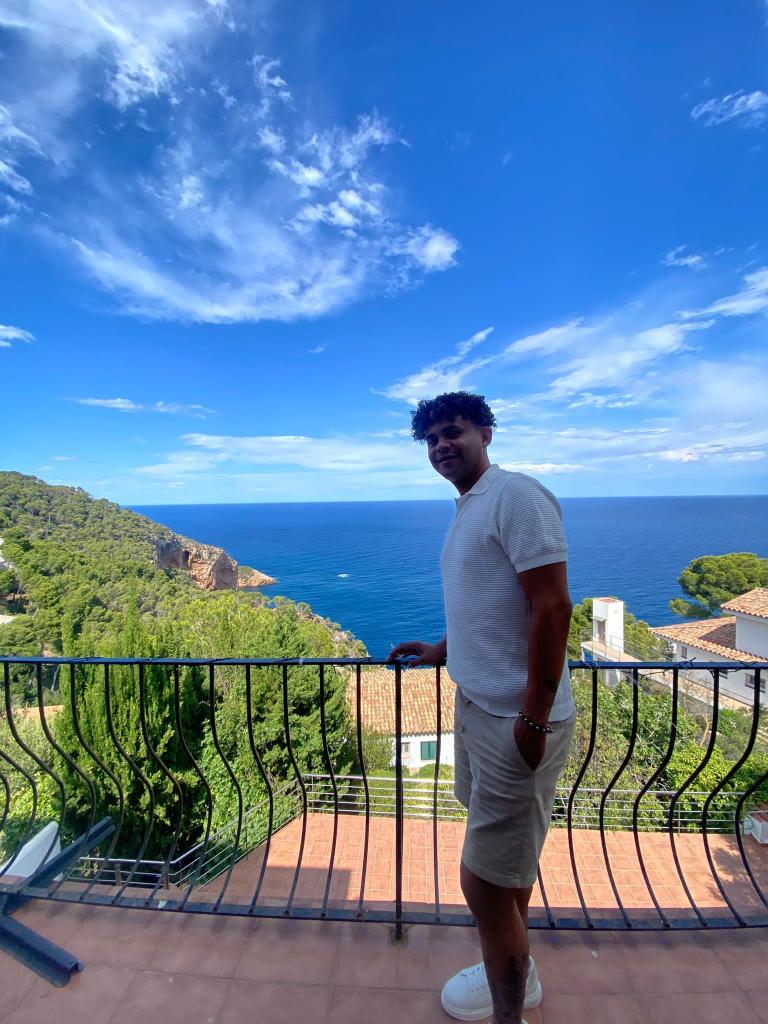 Chico busca chica en Barcelona: 