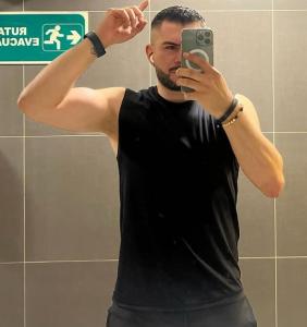 632369260: Chico busca chica en Menorca