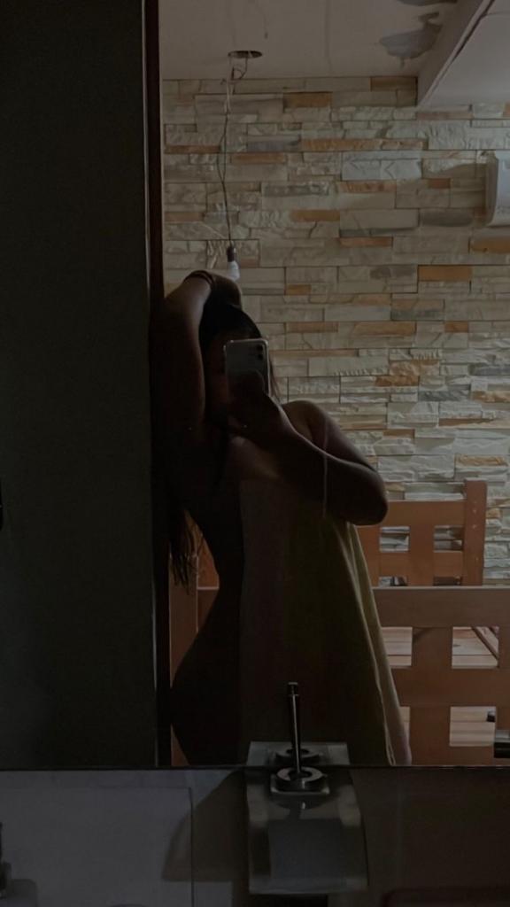 610855305: Chica busca chico en Valencia