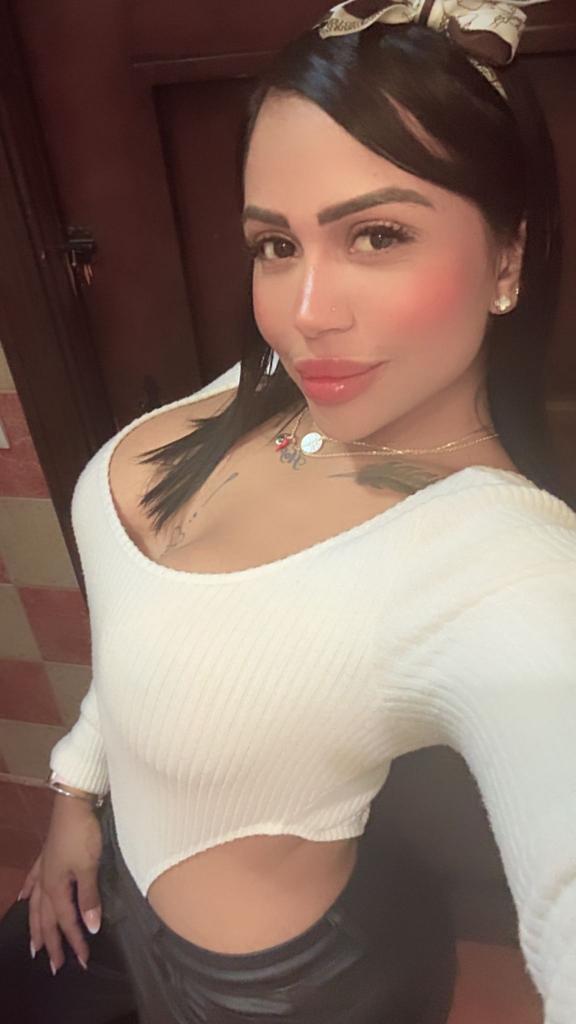 637238543: Chica busca chico en Sevilla