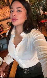 617295839: Chica busca chico en Barcelona