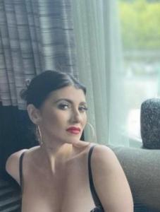 643726209: Chica busca chico en Badajoz