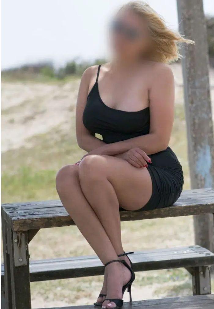 692843630: Chica busca chico en Madrid