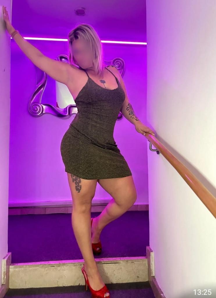 614651427: Chica busca chico en Pontevedra