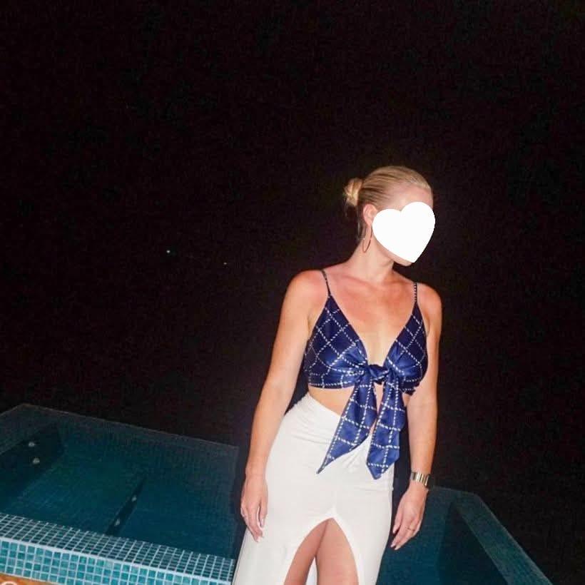 665515294: Chica busca chico en Navarra