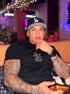 626188945: Chico busca chica en Barcelona