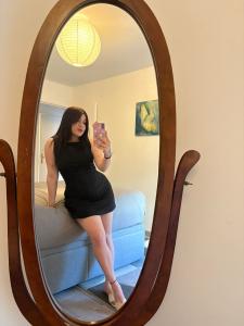 613609172: Chica busca chico en Gerona