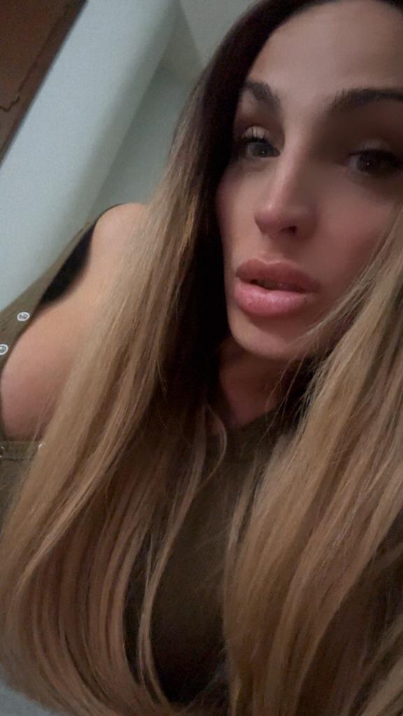 674472682: Transexual en Barcelona