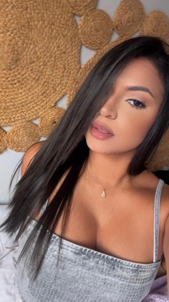 Chica busca chico en Pontevedra: 