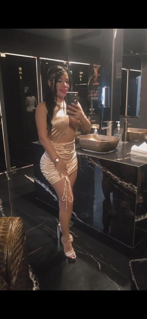 Chica busca chico en Tenerife: 