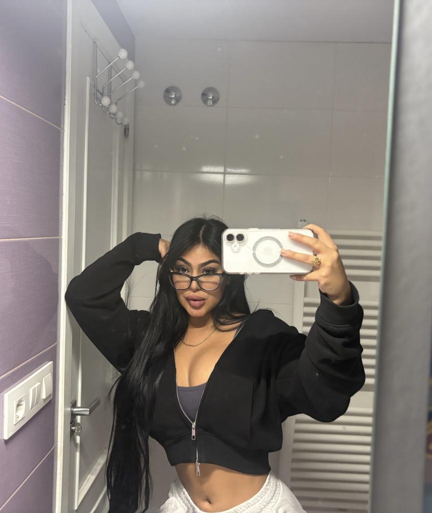 694262933: Chica busca chico en Pontevedra