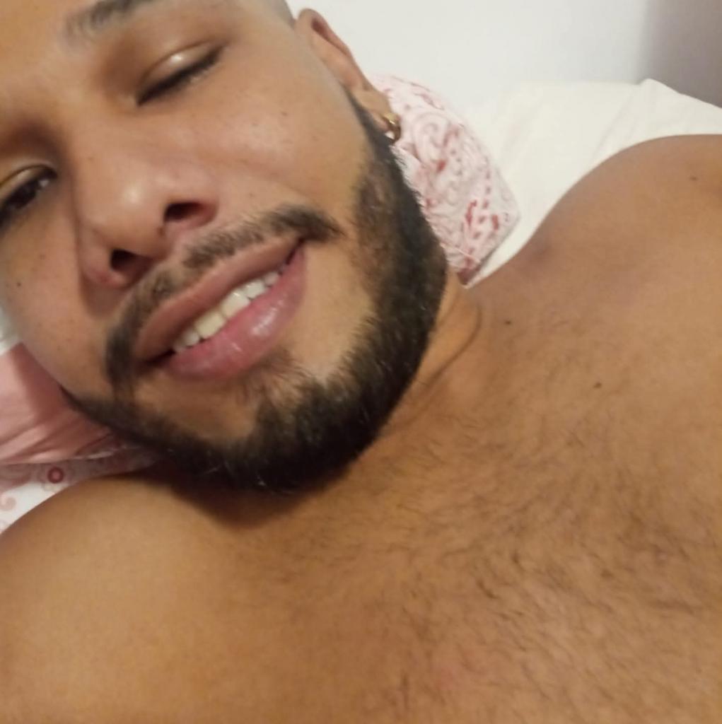 632228482: Chico busca chica en Valencia