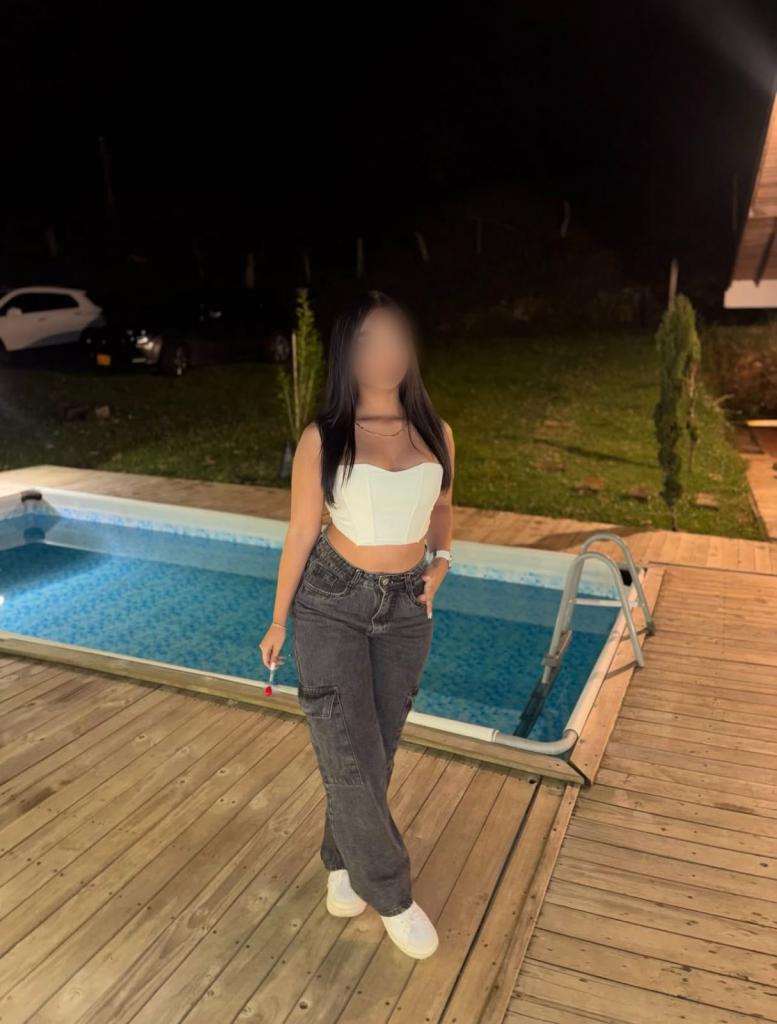 610100414: Chica busca chico en Mallorca