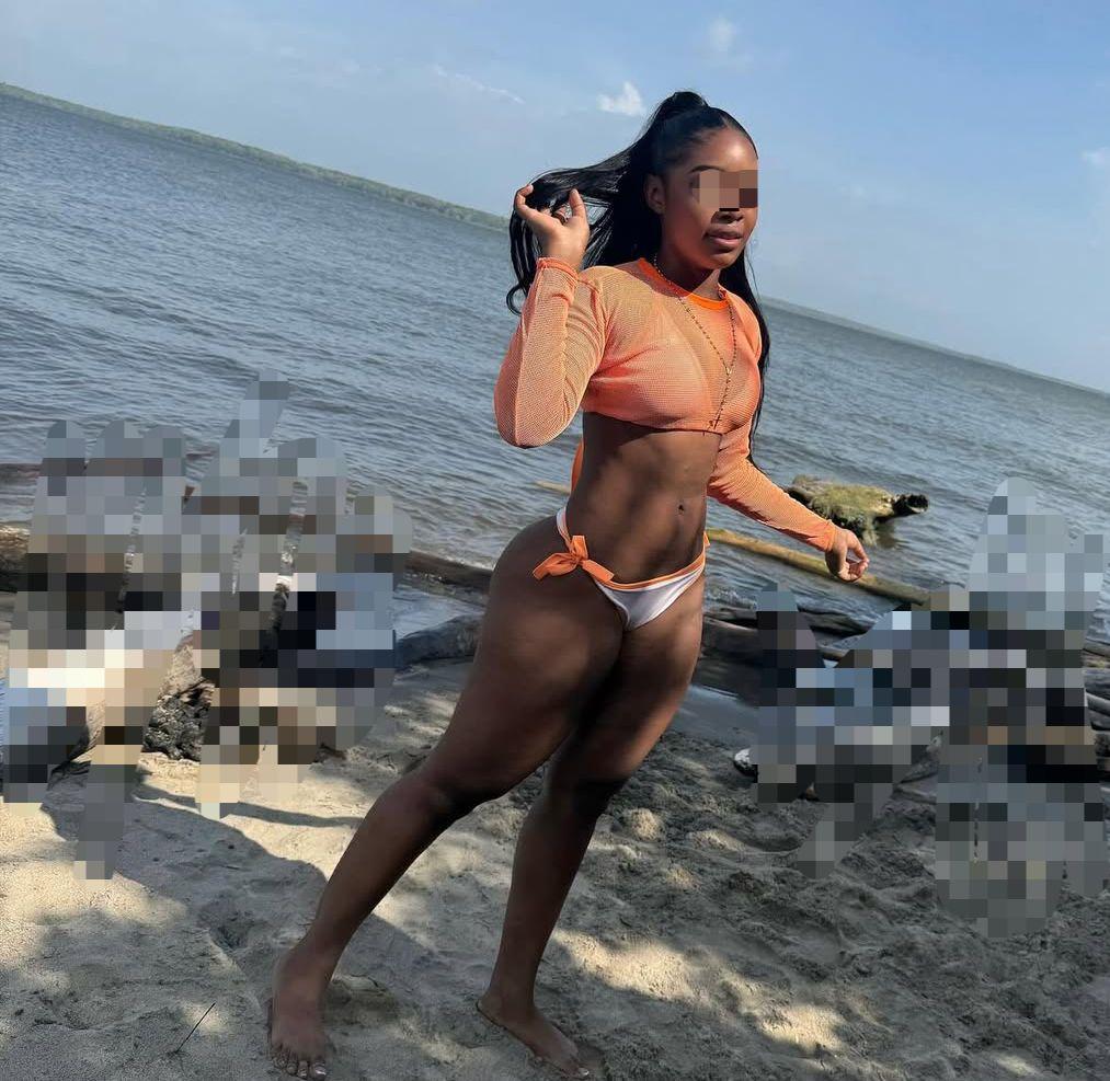 642027344: Chica busca chico en La Coruña