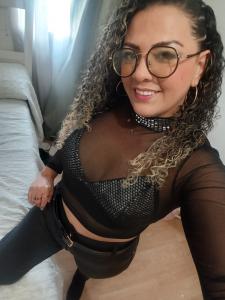 643138468: Chica busca chico en Madrid