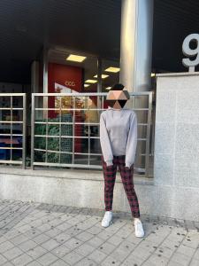 674974349: Chica busca chico en Madrid