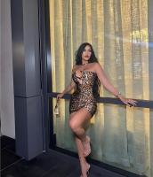 613576847: Chica busca chico en Orense