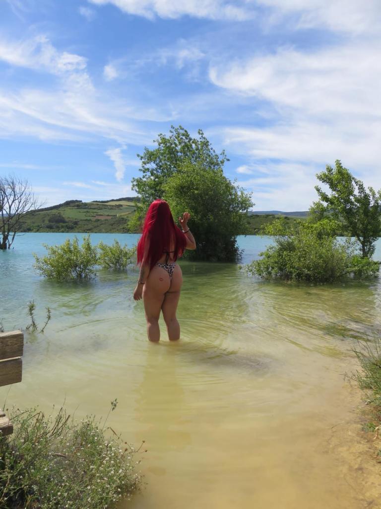 632005624: Chica busca chico en Navarra