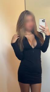 662682477: Chica busca chico en Sevilla