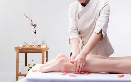 688501553: Chica busca chico en Barcelona