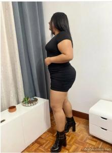 643292263: Chica busca chico en La Coruña