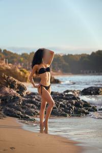 Chica busca chico en Ibiza: Chica busca chico