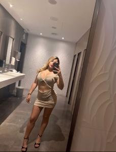 624147467: Chica busca chico en Madrid