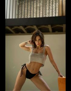 652134837: Chica busca chico en Madrid