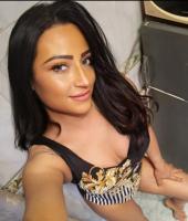 643682877: Travesti en León