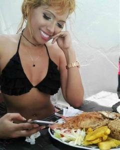 677016162: Transexual en Granada