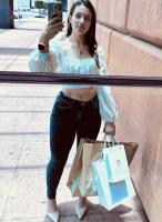 613256649: Chica busca chico en Gerona