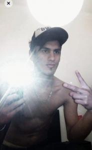 610651836: Chico busca chica en Barcelona