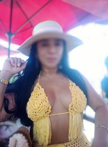 Chica busca chico en Tenerife: 