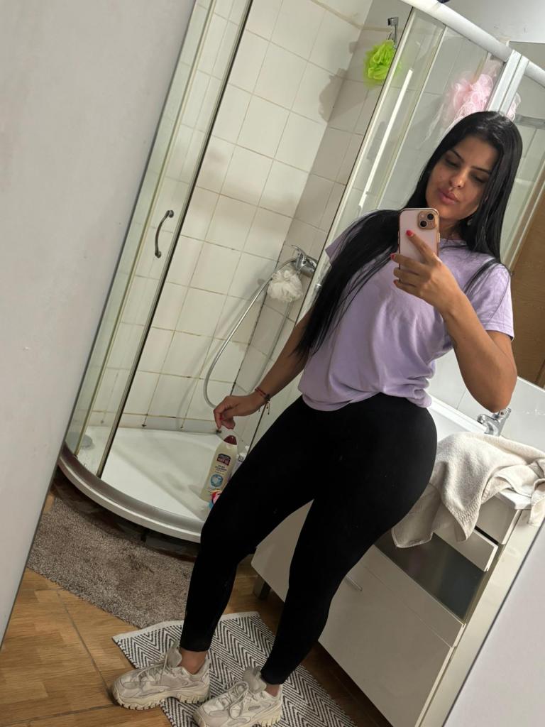 643366539: Chica busca chico en La Rioja