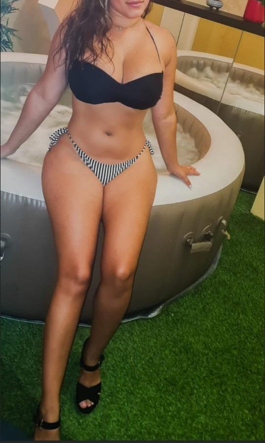 Chica busca chico en Sevilla: 