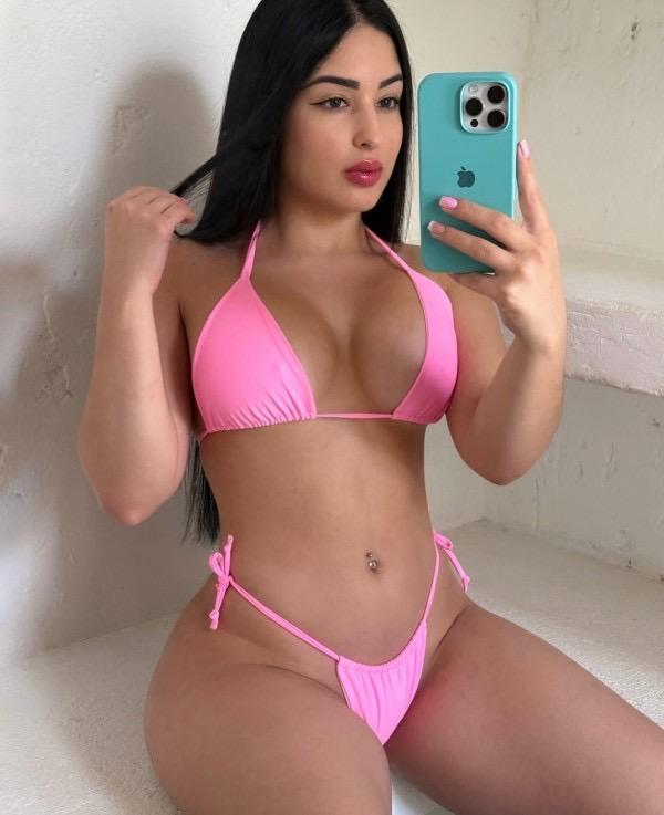 675407028: Chica busca chico en Barcelona