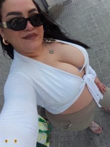 647245525: Chica busca chico en Mallorca