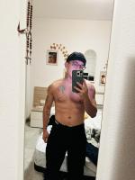 658433932: Chico busca chica en Granada