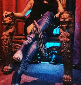 Chica busca chico en Madrid: 